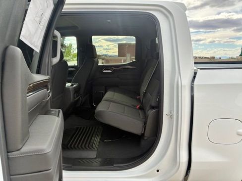 New 2026 Chevrolet Silverado 1500 RST AWD/4WD image 18