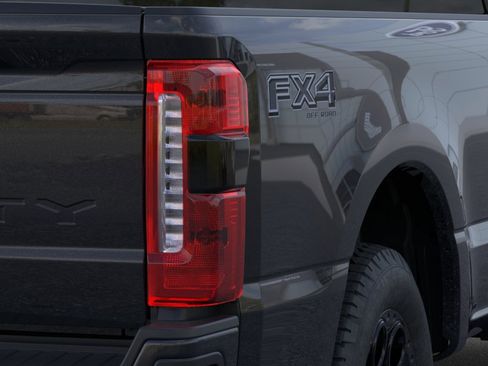 New 2026 Ford F350 Lariat w/ Black Appearance Package AWD/4WD image 21