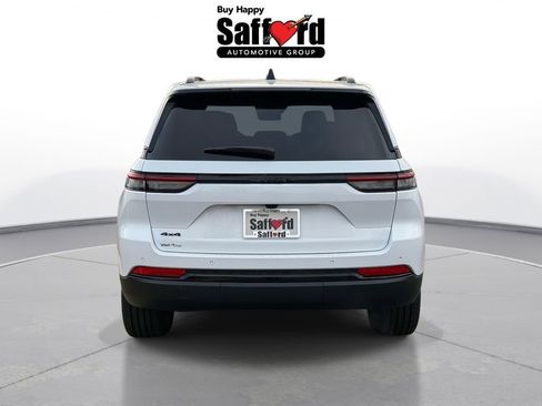 New 2025 Jeep Grand Cherokee Altitude AWD/4WD image 12