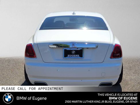 Used 2012 Rolls-Royce Ghost RWD image 4
