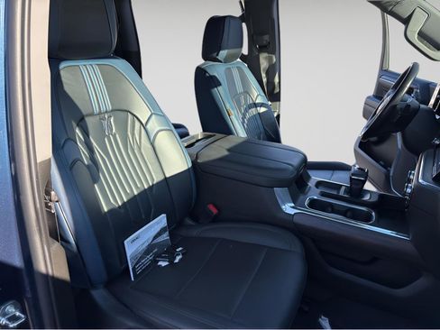 Used 2023 GMC Sierra 1500 SLT w/ SLT Premium Package image 5