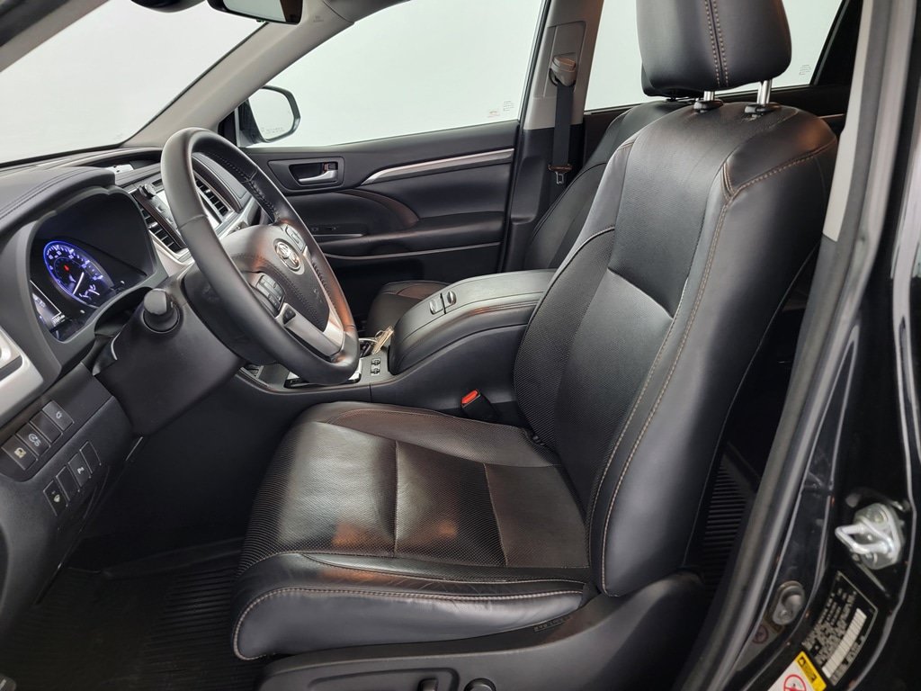 Used 2018 Toyota Highlander Limited AWD/4WD image 14