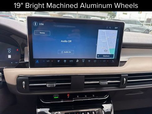 Used 2024 Lincoln Corsair AWD w/ Equipment Group 101A image 21