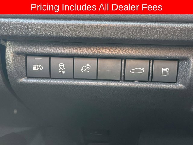 Used 2025 Toyota Camry XSE FWD image 19