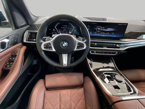 Used 2026 BMW X5 xDrive40i w/ M Sport Package AWD/4WD image 5