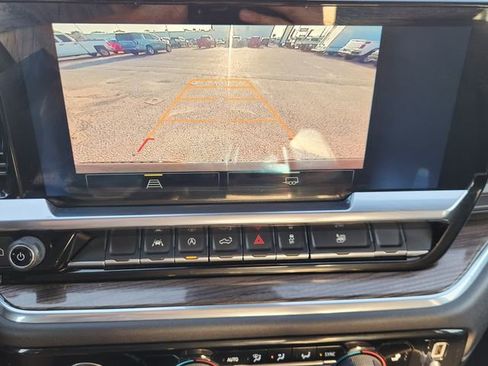 Used 2023 Chevrolet Silverado 1500 LT image 17