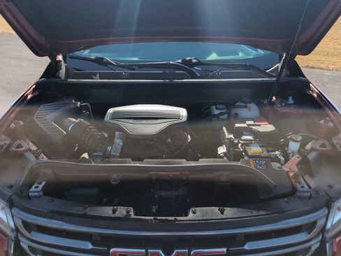 Used 2023 GMC Acadia AT4 w/ Technology Package image 31