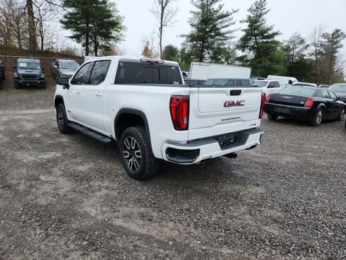 Used 2020 GMC Sierra 1500 AT4 w/ AT4 Premium Package image 3