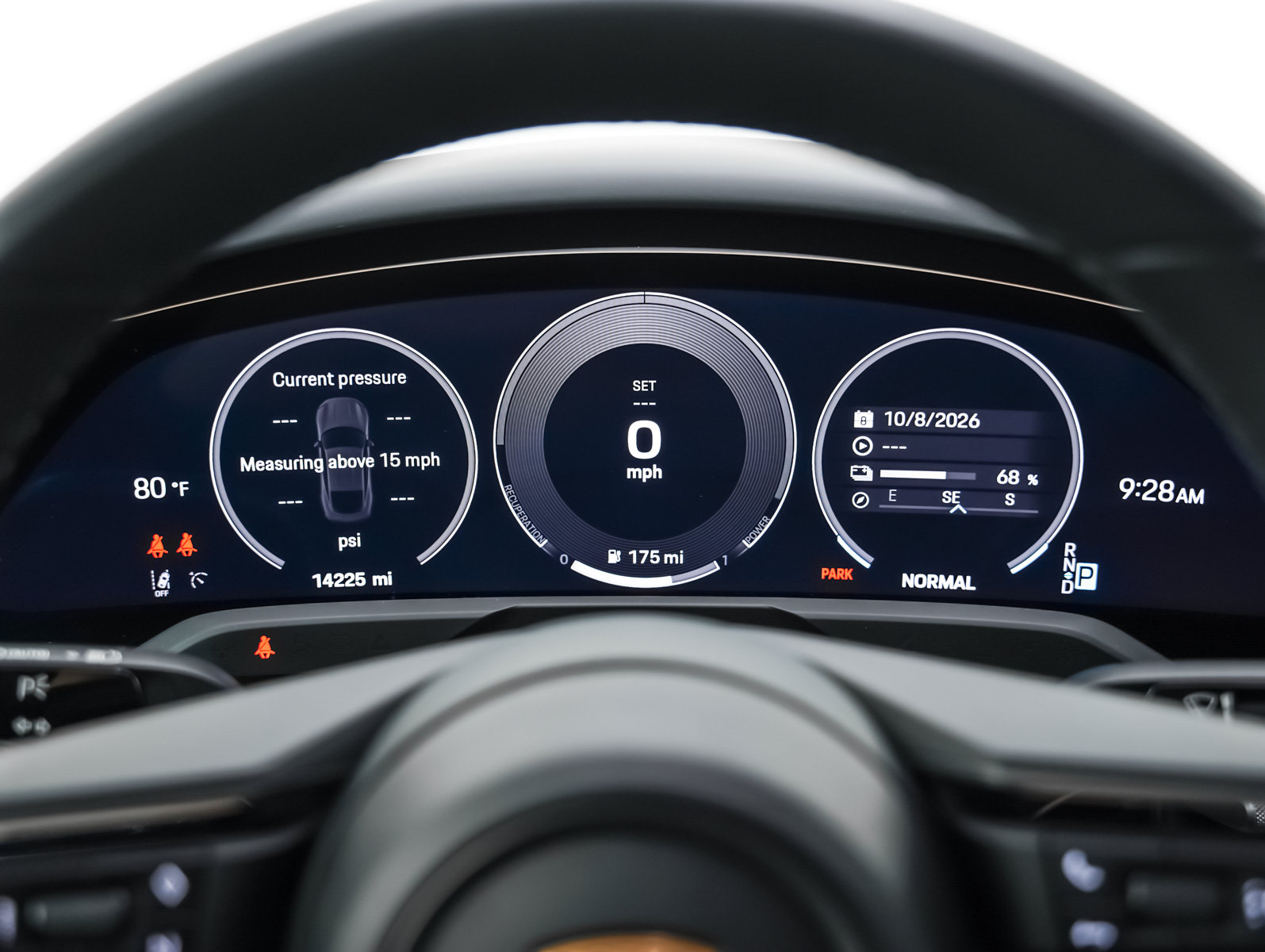 Certified 2025 Porsche Taycan w/ Premium Package AWD/4WD image 17