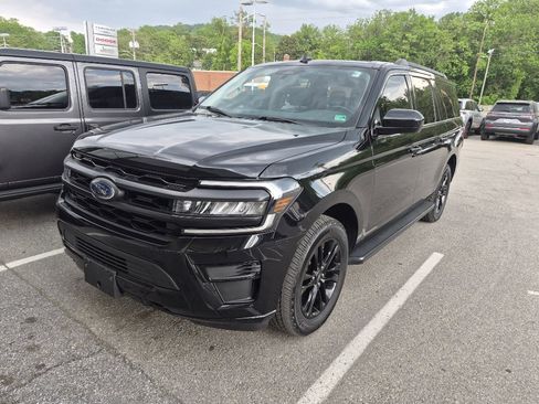 Used 2022 Ford Expedition Max XLT AWD/4WD image 1