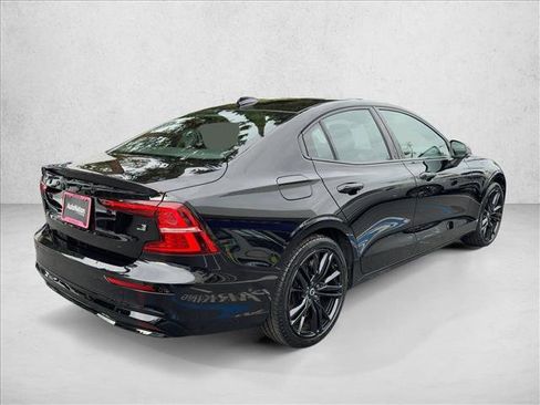 Certified 2024 Volvo S60 T8 Plus image 5