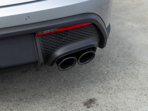 New 2026 Porsche Macan Turbo AWD/4WD image 20