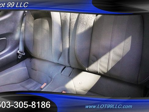 Used 2018 Ford Mustang Coupe RWD image 11