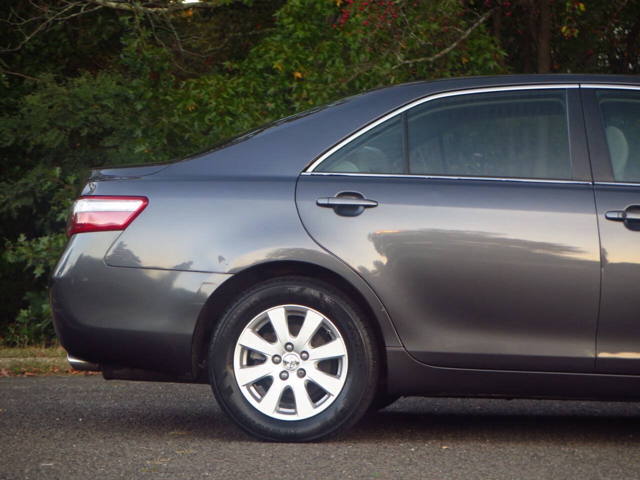 Used 2007 Toyota Camry Hybrid FWD image 29