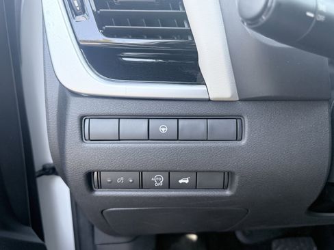 Used 2024 Nissan Rogue SL w/ SL Premium Package image 66