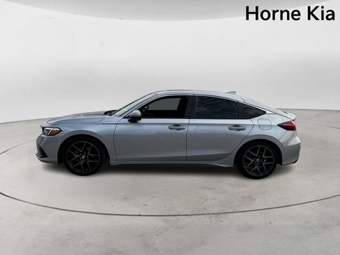 Used 2022 Honda Civic Sport Touring image 6