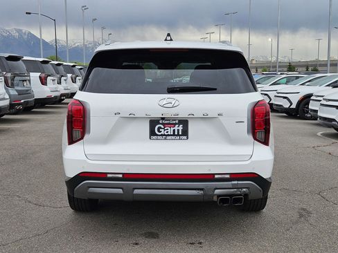 Used 2025 Hyundai Palisade Limited AWD/4WD image 5