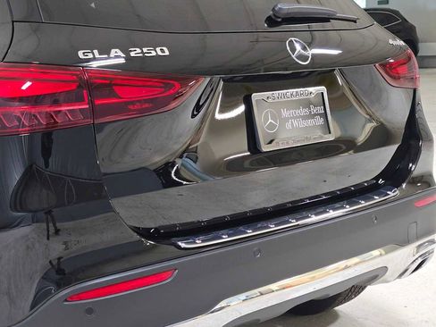 Used 2026 Mercedes-Benz GLA 250 4MATIC image 13