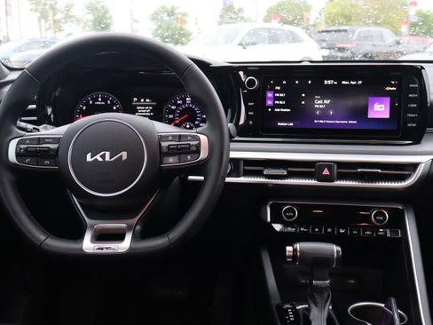 Used 2023 Kia K5 GT-Line w/ GT-Line Premium Package FWD image 13