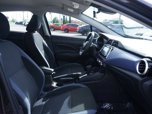 Used 2024 Nissan Versa SV image 29