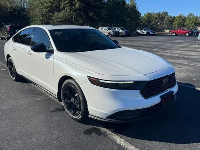 New 2025 Honda Accord SE