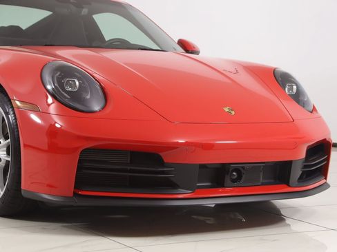 Used 2025 Porsche 911 Carrera RWD image 62