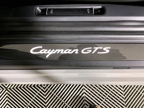 Used 2025 Porsche 718 Cayman GTS RWD image 19