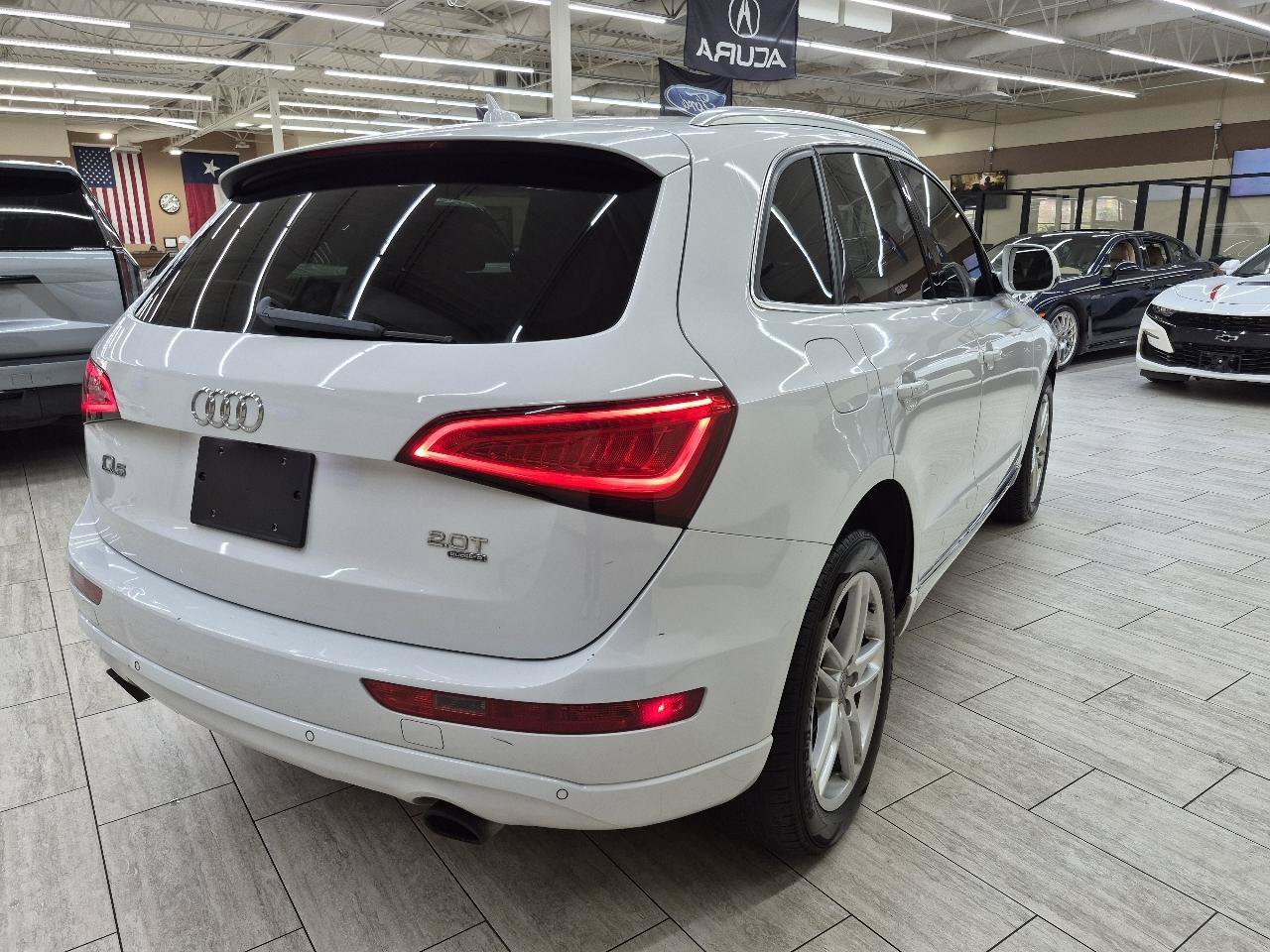 Used 2014 Audi Q5 2.0T Premium Plus w/ Premium Plus Package AWD/4WD image 10