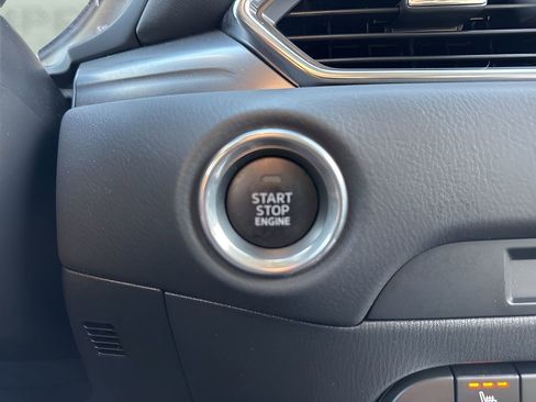 Used 2025 MAZDA CX-5 AWD 2.5 S w/ Preferred Package image 24