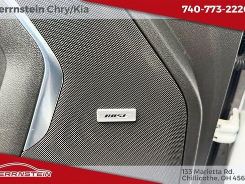 Used 2022 Chevrolet Suburban RST image 15