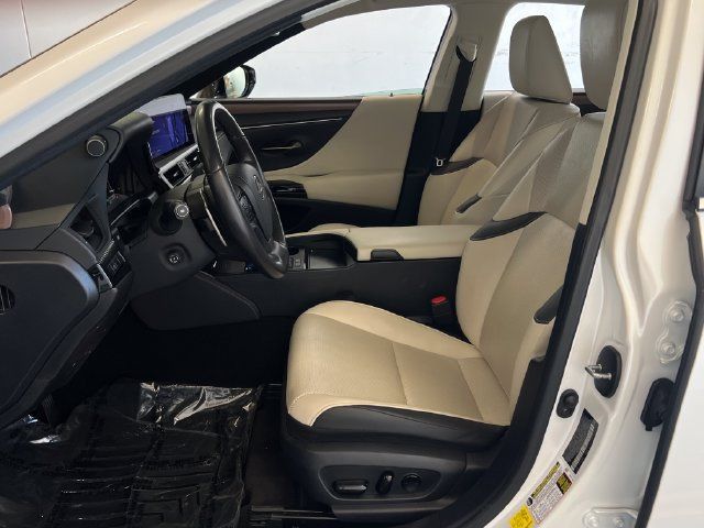 Used 2024 Lexus ES 300h w/ Premium Package FWD image 27