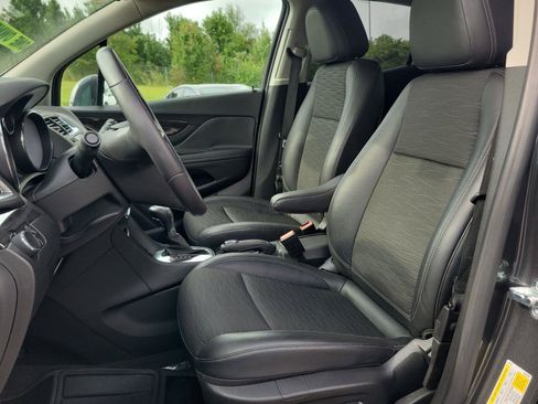Used 2016 Buick Encore FWD image 20