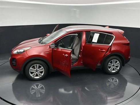 Used 2018 Kia Sportage LX w/ LX Popular Package AWD/4WD image 38