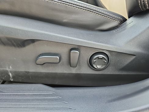 Certified 2023 Subaru Outback Limited w/ Popular Package #2 image 35