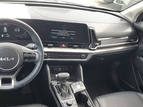 Certified 2024 Kia Sportage EX image 13