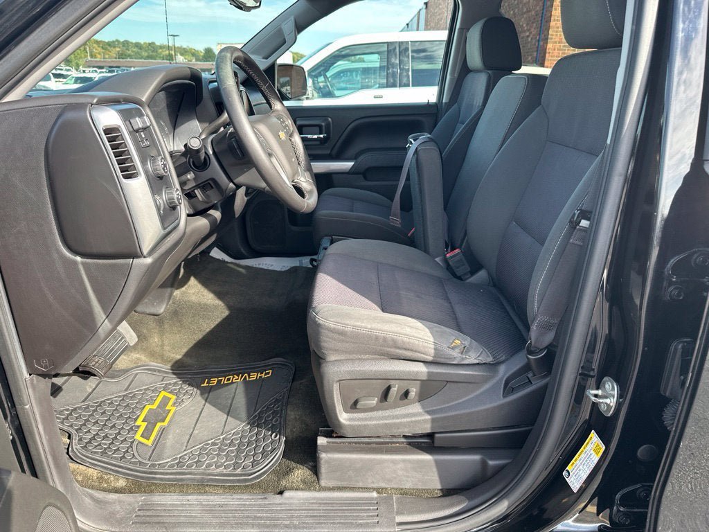 Used 2015 Chevrolet Silverado 1500 LT w/ All Star Edition AWD/4WD image 12