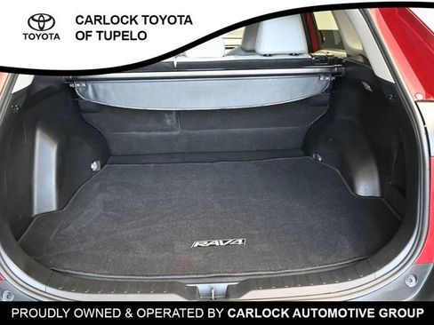 Used 2019 Toyota RAV4 XLE Premium image 27