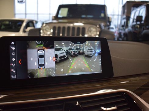 Used 2018 BMW 540i image 49