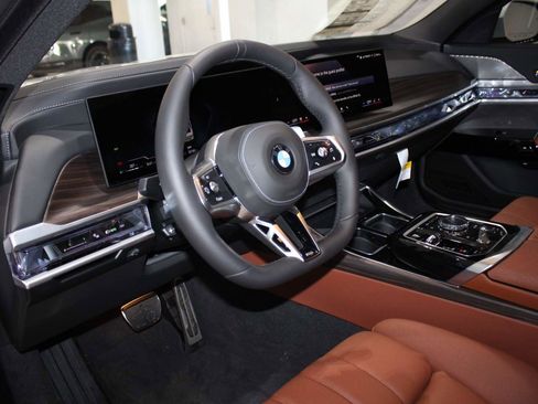 New 2025 BMW 760i xDrive 760i xDrive Sedan image 10