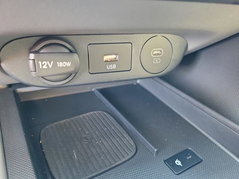 Used 2025 Hyundai Elantra Sport image 24