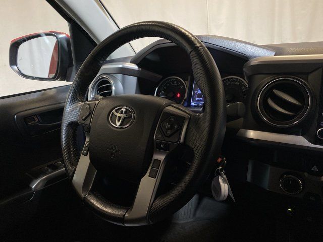 Used 2021 Toyota Tacoma SR5 w/ Technology Package AWD/4WD image 25