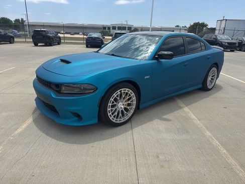 Used 2023 Dodge Charger Scat Pack w/ Plus Group RWD image 2