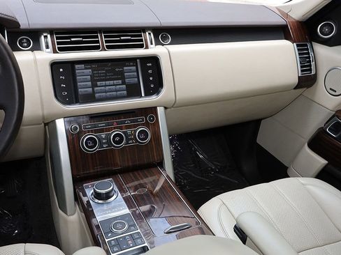 Used 2016 Land Rover Range Rover HSE AWD/4WD image 9