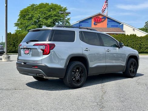 Used 2023 GMC Acadia AT4 w/ Technology Package AWD/4WD image 10