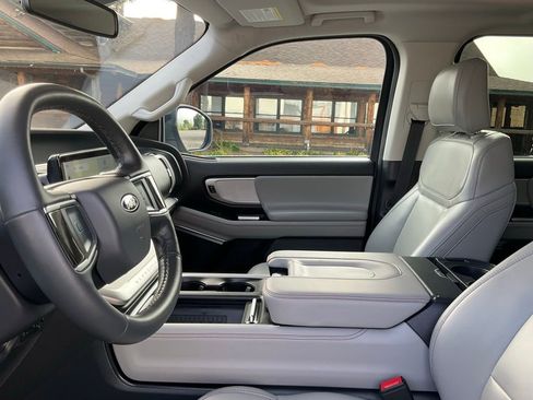 Used 2025 Ford Expedition Max Active image 58