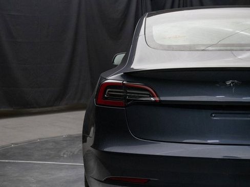 Used 2023 Tesla Model 3 Performance image 12