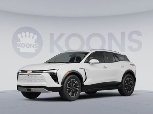 New 2026 Chevrolet Blazer LT w/ Convenience Package AWD/4WD image 1