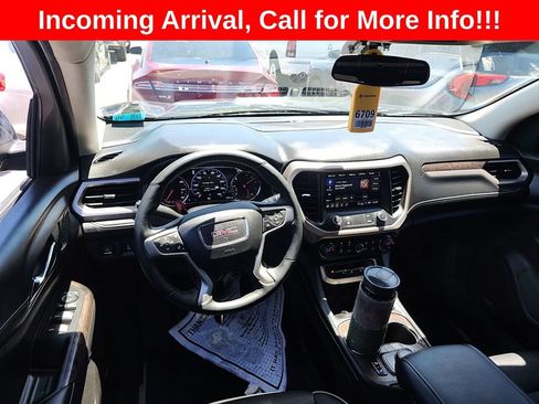 Used 2023 GMC Acadia Denali w/ Denali Ultimate Package FWD image 4