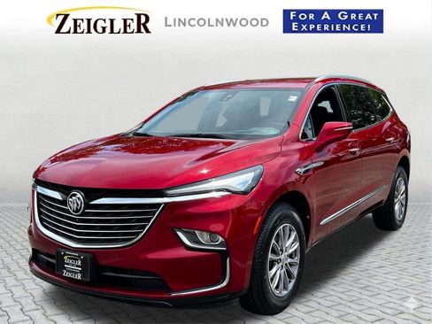 Used 2024 Buick Enclave Premium AWD/4WD image 2