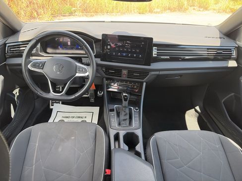 Used 2025 Volkswagen Jetta Sport FWD image 15